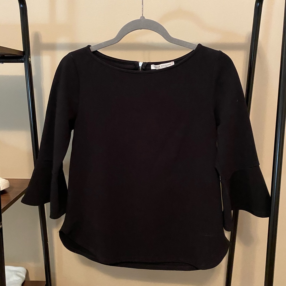 GREEN ENVELOPE - Black 3/4 length bell sleeve top
